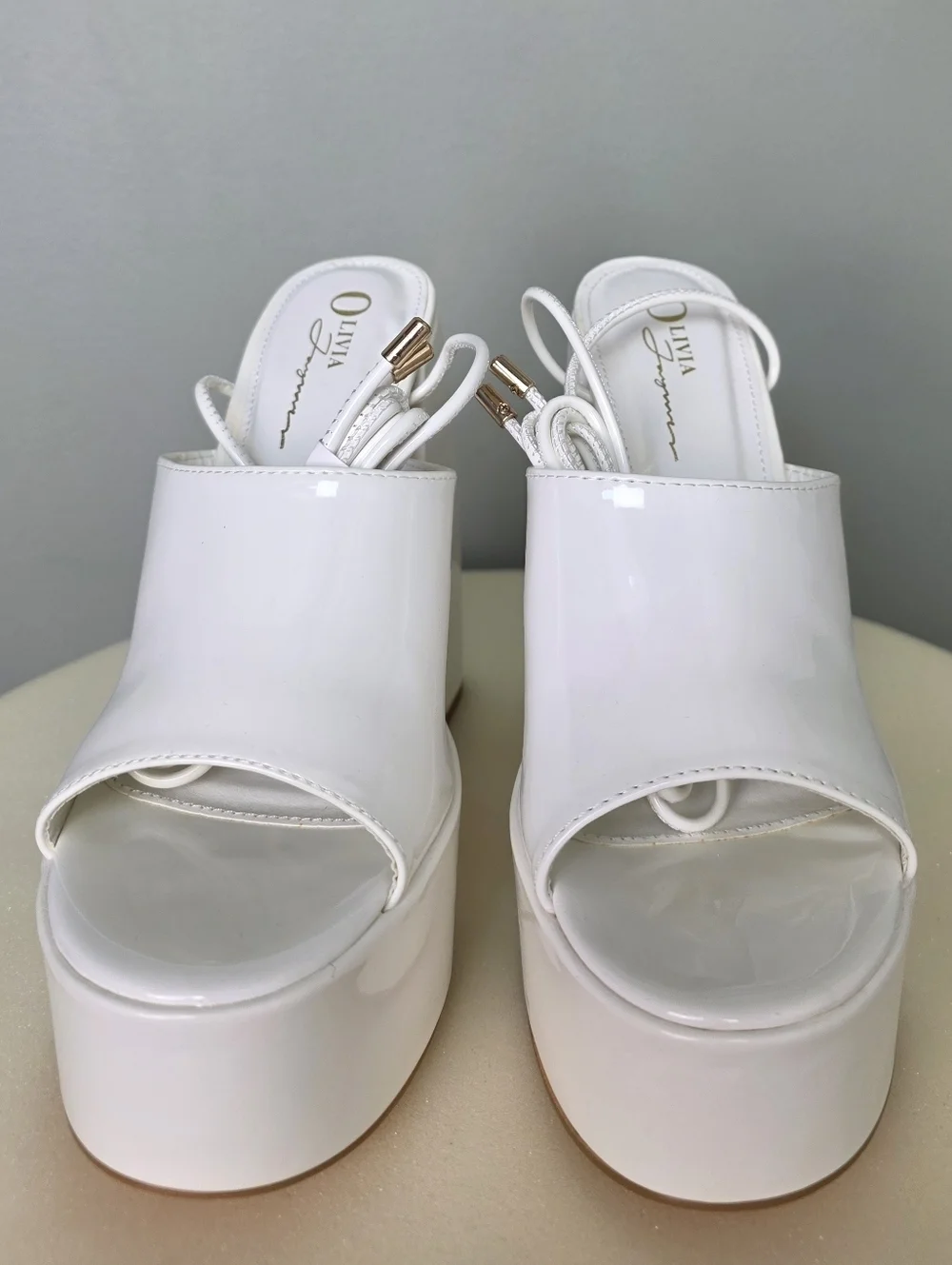 Olivia Jaymes White Patent Lace-Up Strappy Platform Sandals - Size 7.5 NWT